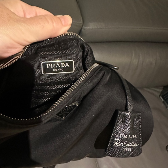 Prada Reedition 2005 - Picture 2 of 7